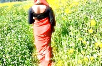 Indian Khet Chudai In Hindi Bhabhi Devar Sex Village